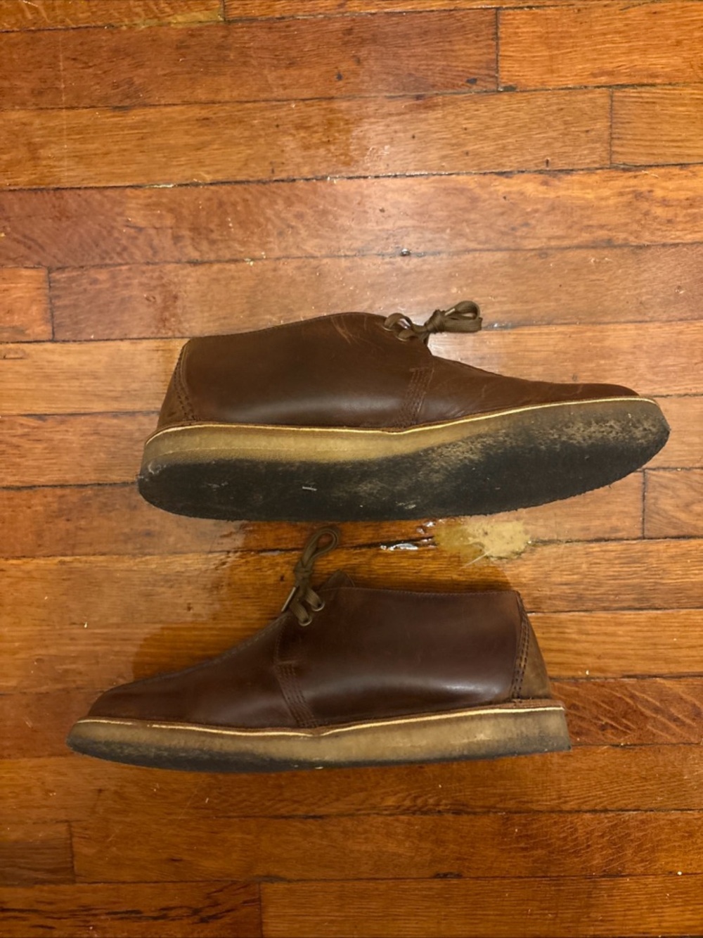 Men's Clarks Desert Trek Beeswax Brown Leather Chukka Boots size 11.5